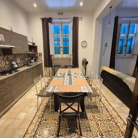 Spacious 4-Bedrooms Townhouse In Tas-Sliema Eksteriør bilde