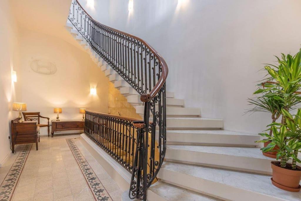 Spacious 4-Bedrooms Townhouse In Tas-Sliema Eksteriør bilde