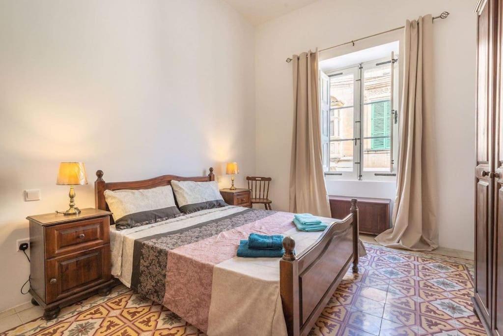 Spacious 4-Bedrooms Townhouse In Tas-Sliema Eksteriør bilde